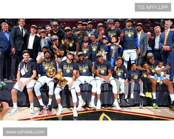 夏季联赛精彩对决马刺与骑士强强联手争夺胜利荣耀之战